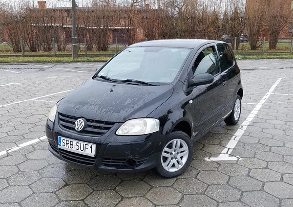 samochody osobowe Volkswagen Fox cena 8800 przebieg: 218000, rok produkcji 2008 z Pobiedziska